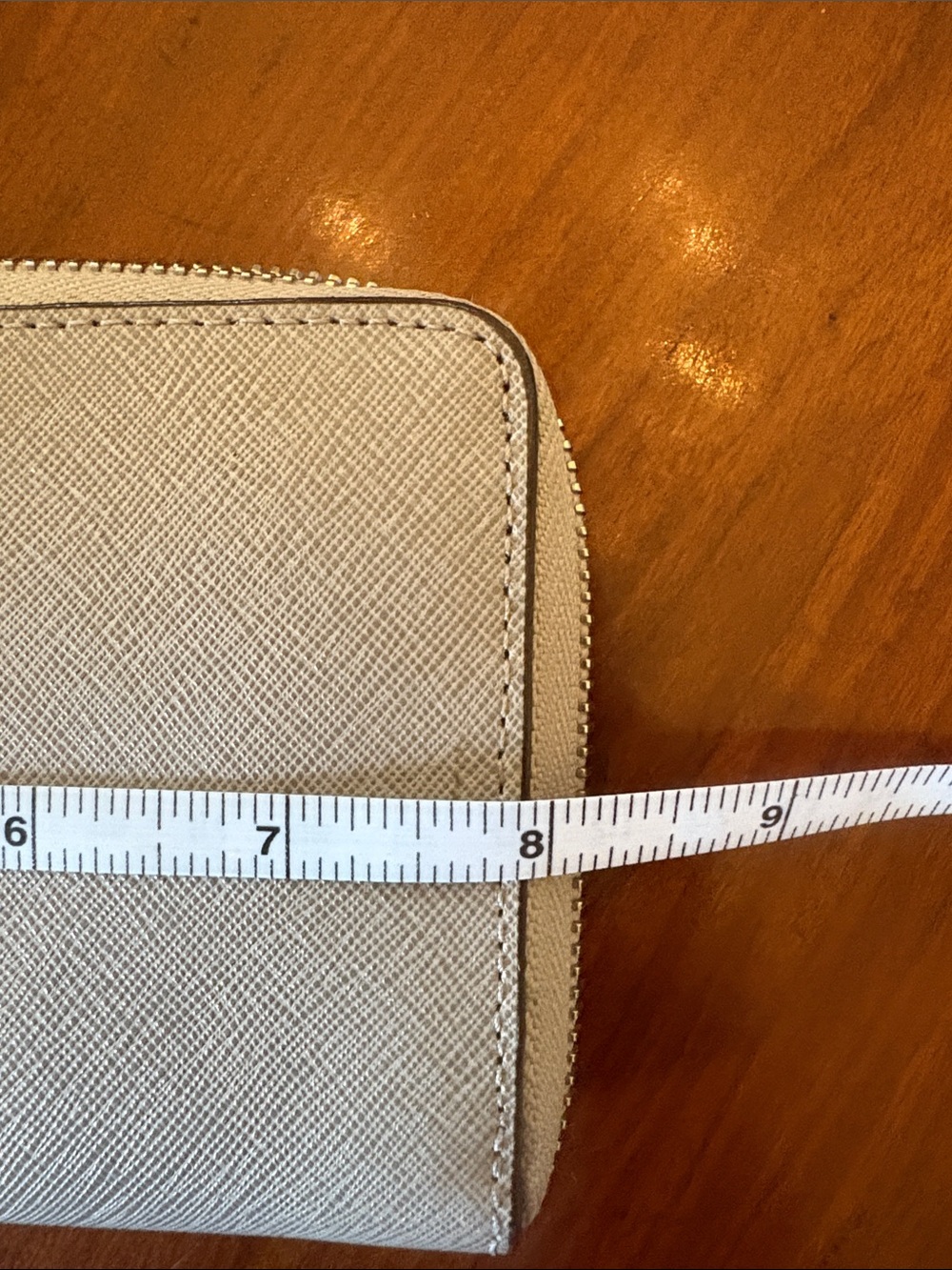 Michael Kors Women’s Zip Around Wallet - Picture 4 of 8